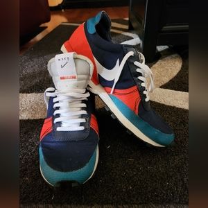 Nike Daybreak 8.5 men. Barely worn! Like new!